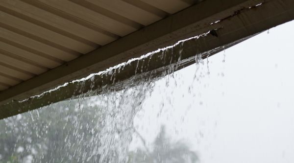 Cost of Leaking Gutter Repair in Holly Springs